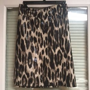 Shimmering leopard skirt